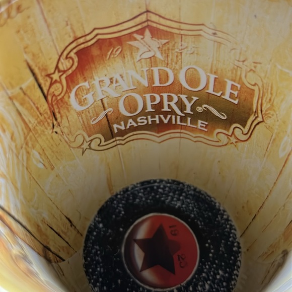 Grand Ole Opry mug Nashville black with notes 12 oz - Picture 8 of 8